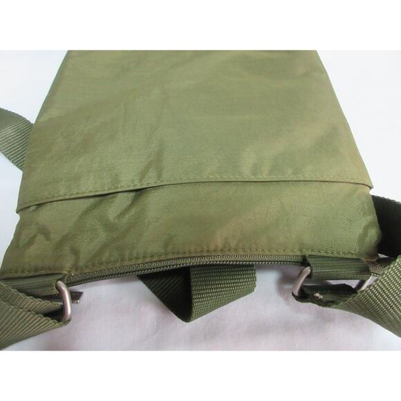 Baggallini Cruiser Slim Army Green Crossbody Nylon Pockets, 6 Card Slots Logo - Picture 5 of 8